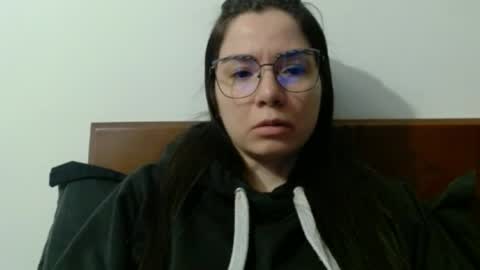 Snapshot of wolfs_daughter chatting on July 31, 2026, 4:01 am Alex online show from July 31, 2026, 4:01 am