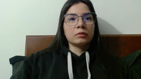Snapshot of wolfs_daughter chatting on August 8, 2026, 2:36 am Alex online show from August 8, 2026, 2:36 am