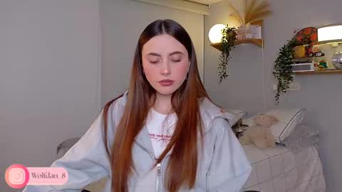   online show from October 2, 2025, 3:13 am