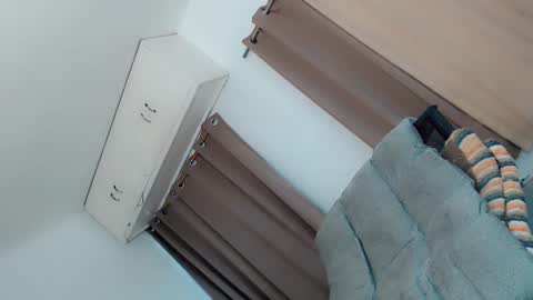 Snapshot of womanoflove chatting on October 31, 2025, 4:13 am Jexie online show from October 31, 2025, 4:13 am