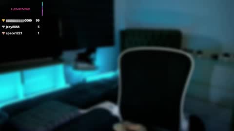 Snapshot of womanofyourdesire_ts chatting on September 28, 2025, 6:19 am Julia online show from September 28, 2025, 6:19 am