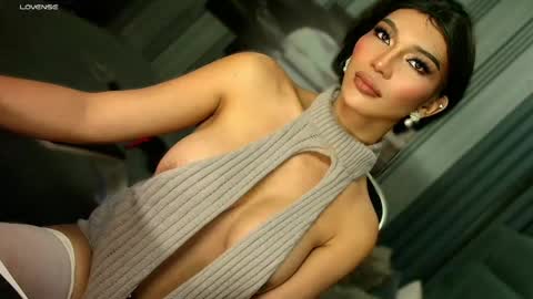 Julia online show from May 8, 2026, 7:14 am