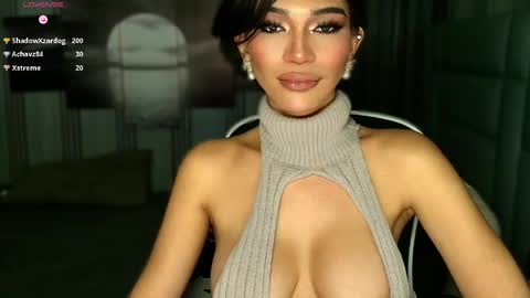 Snapshot of womanofyourdesire_ts chatting on May 24, 2026, 6:40 am Julia online show from May 24, 2026, 6:40 am