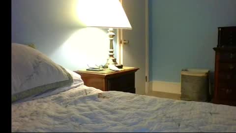 wonder1970 online show from April 21, 2026, 1:42 am