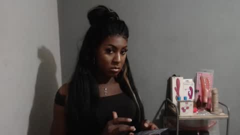 SHENIEL RODRIGUEZ online show from May 12, 2026, 3:03 am