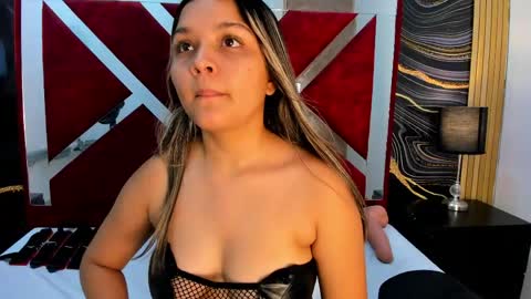 wonderkloe_ online show from May 31, 2026, 7:37 pm