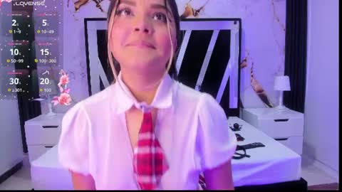 wonderkloe_ online show from August 7, 2026, 8:22 pm