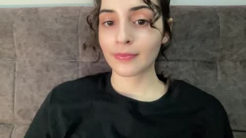 Stia online show from October 1, 2025, 5:46 am