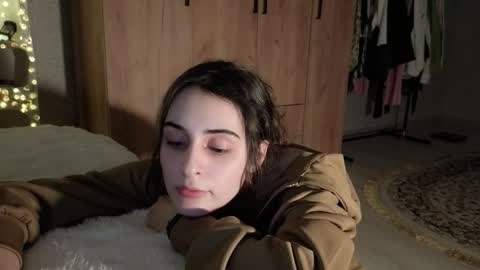 Stia online show from January 11, 2026, 6:02 pm