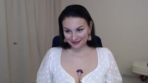 wonderr_woman online show from February 24, 2025, 9:52 pm