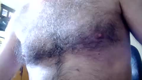 Snapshot of woodiesays chatting on September 16, 2025, 3:57 pm WoodieSays online show from September 16, 2025, 3:57 pm