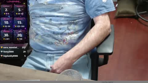 woodworker6473 online show from December 4, 2024, 12:08 am