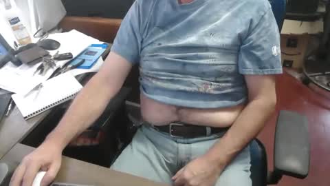 woodworker6473 online show from November 12, 2025, 2:28 pm