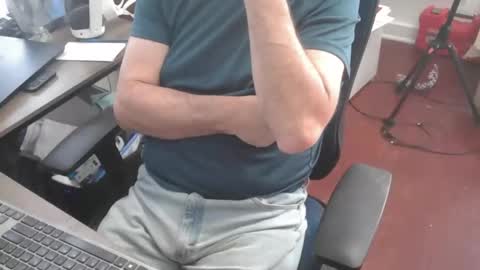 woodworker6473 online show from February 13, 2026, 2:46 pm