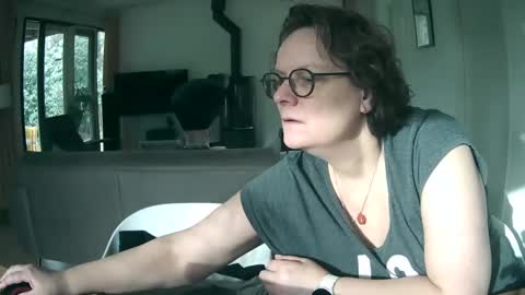 woodwurm and Snoeske online show from January 31, 2025, 10:52 am