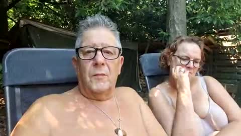 woodwurm and Snoeske online show from June 18, 2026, 1:15 pm
