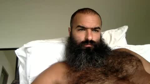 woof_wolf37 online show from September 27, 2025, 4:01 pm