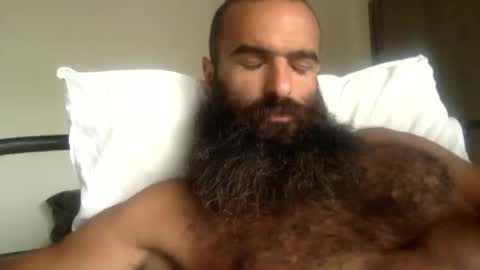 woof_wolf37 online show from May 2, 2026, 3:28 pm
