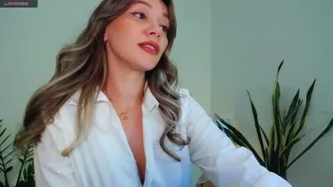 worldsbaby online show from June 26, 2026, 12:31 pm