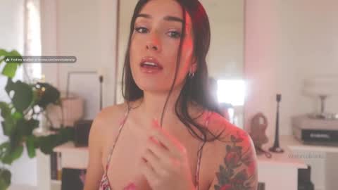 Snapshot of worshipbrielle chatting on January 4, 2025, 10:34 pm Brielle online show from January 4, 2025, 10:34 pm