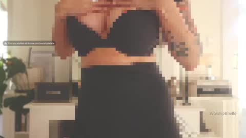 Snapshot of worshipbrielle chatting on March 4, 2025, 1:01 am Brielle online show from March 4, 2025, 1:01 am