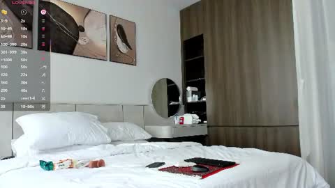 Snapshot of wow__lina chatting on June 28, 2026, 4:51 am Hey Im Lina See you 12am - 6am GMT 3 online show from June 28, 2026, 4:51 am