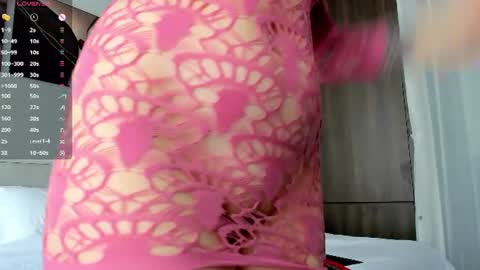 Snapshot of wow__lina chatting on July 25, 2026, 4:21 am Hey Im Lina See you 12am - 6am GMT 3 online show from July 25, 2026, 4:21 am