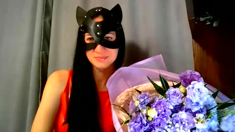 wow_dream_girl_ online show from September 12, 2025, 5:35 pm