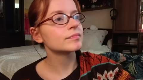 Rebecy online show from May 5, 2026, 2:14 pm