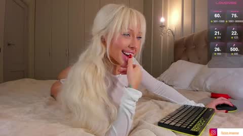 Liza online show from December 23, 2024, 3:23 pm