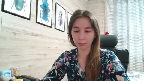 Anna  online show from May 6, 2026, 4:01 pm