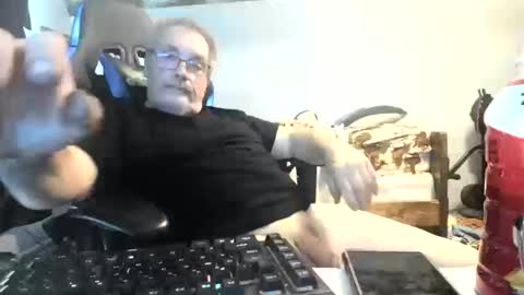 wowsers2022 online show from October 14, 2025, 8:09 pm