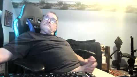 wowsers2022 online show from October 30, 2025, 7:14 pm