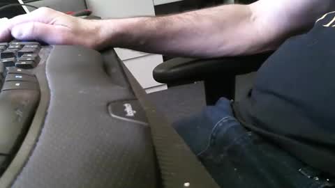 wrangleat0r online show from November 9, 2025, 8:51 pm