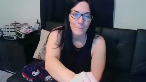 Snapshot of wrenleigh chatting on March 4, 2026, 9:04 am Crystal Lake online show from March 4, 2026, 9:04 am