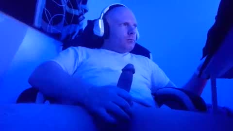 iTsDaddieBaby online show from February 7, 2026, 4:49 am