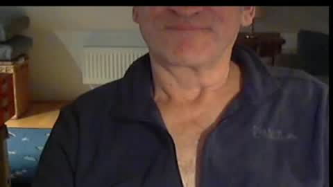 Snapshot of wuki123 chatting on October 28, 2025, 9:06 pm Wuki online show from October 28, 2025, 9:06 pm