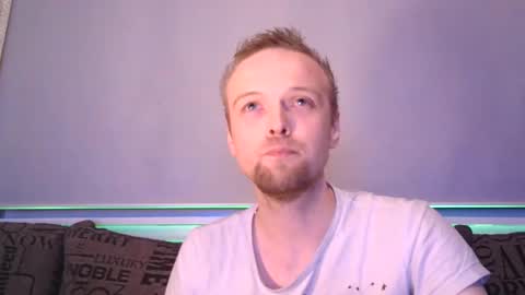 wulffi95 online show from March 1, 2025, 1:53 am