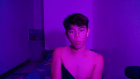 wusexx online show from May 9, 2026, 5:18 pm