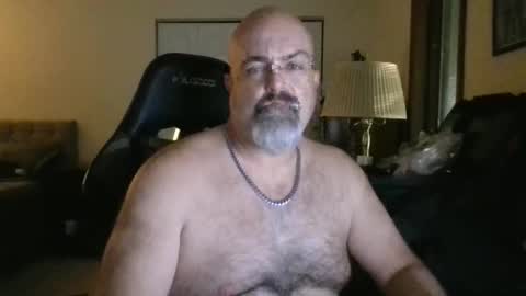 Snapshot of wvkartracer chatting on October 9, 2025, 12:25 pm DaddynDom online show from October 9, 2025, 12:25 pm