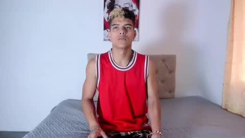 Snapshot of wyatt_2 chatting on September 26, 2025, 11:47 am wyatt online show from September 26, 2025, 11:47 am