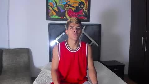 Snapshot of wyatt_2 chatting on October 7, 2025, 11:18 am wyatt online show from October 7, 2025, 11:18 am