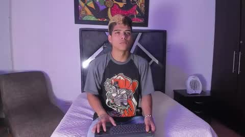 Snapshot of wyatt_2 chatting on October 9, 2025, 11:30 am wyatt online show from October 9, 2025, 11:30 am