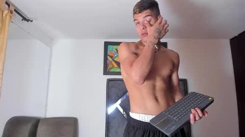 wyatt online show from October 30, 2025, 12:17 pm