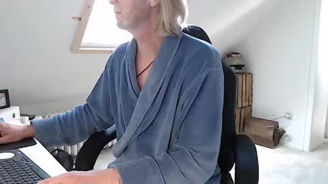 WyattEarp64 online show from September 15, 2025, 8:58 am