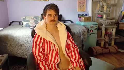 Wyatt online show from November 12, 2025, 7:35 pm