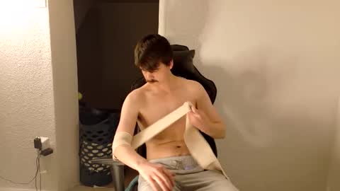 Wyatt online show from March 19, 2026, 5:33 am