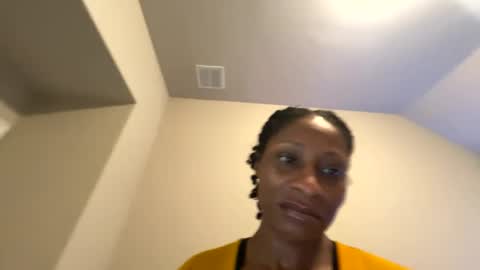 Wynter Heat online show from September 15, 2025, 4:12 am