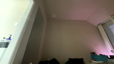 Snapshot of wynterheat chatting on October 20, 2025, 7:20 am Wynter Heat online show from October 20, 2025, 7:20 am