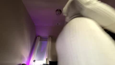 Wynter Heat online show from November 10, 2025, 5:56 pm